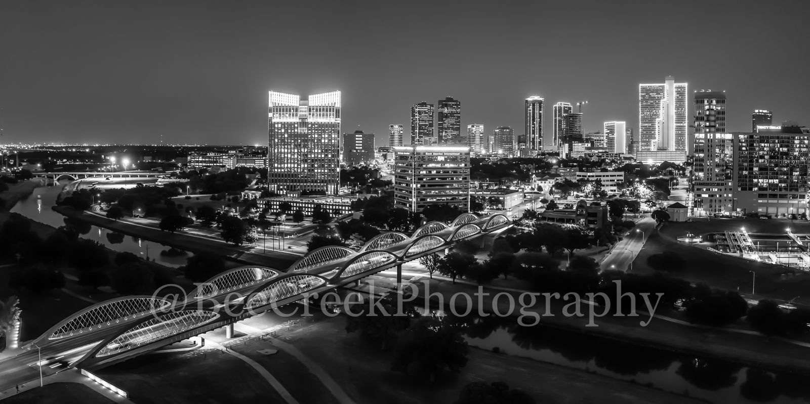 Fort Worth, Ft Worth, black and white, BW, skyline, skylines, cityscape, cityscapes, downtown, twillight, seventh street bridge, 7th street, Trinity river, panorama, pano, Tarrant county, DFW Metro,